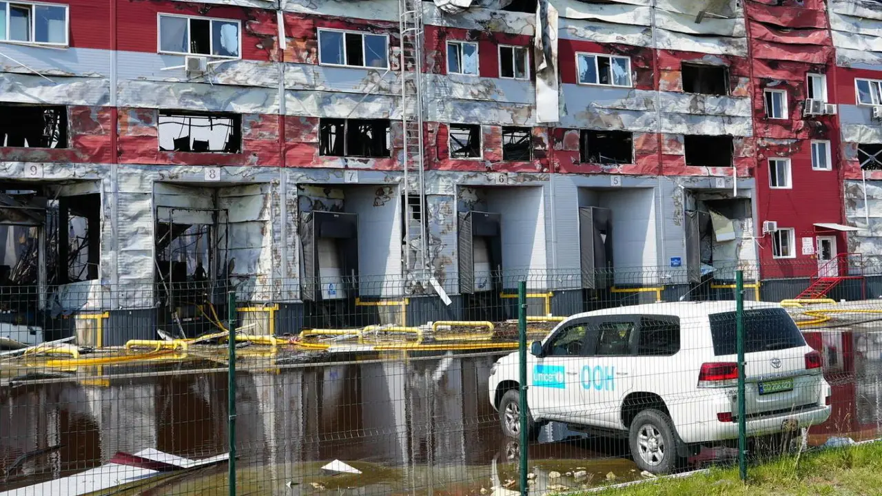 Пошкоджений атакою склад ЮНІСЕФ у Білогородці Київської області