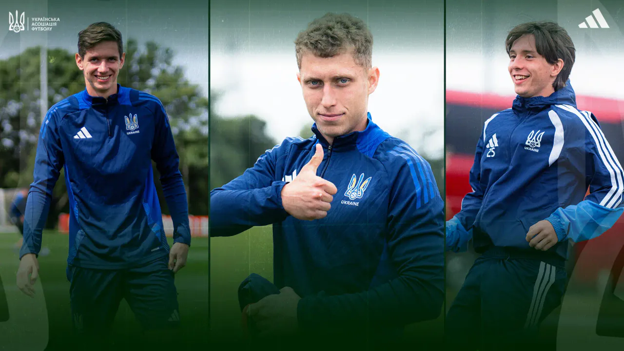Гравці юнацької збірної України U-19 на офіційному зображенні УАФ до матчу Євро-2026